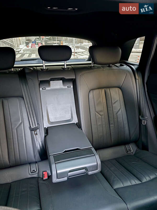 Позашляховик / Кросовер Audi e-tron 2020 в Києві