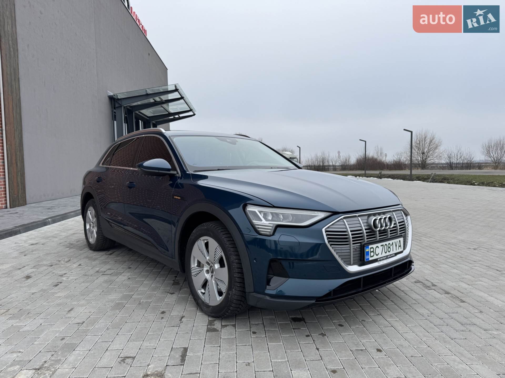 2019 Audi e-tron - мініатюра 3