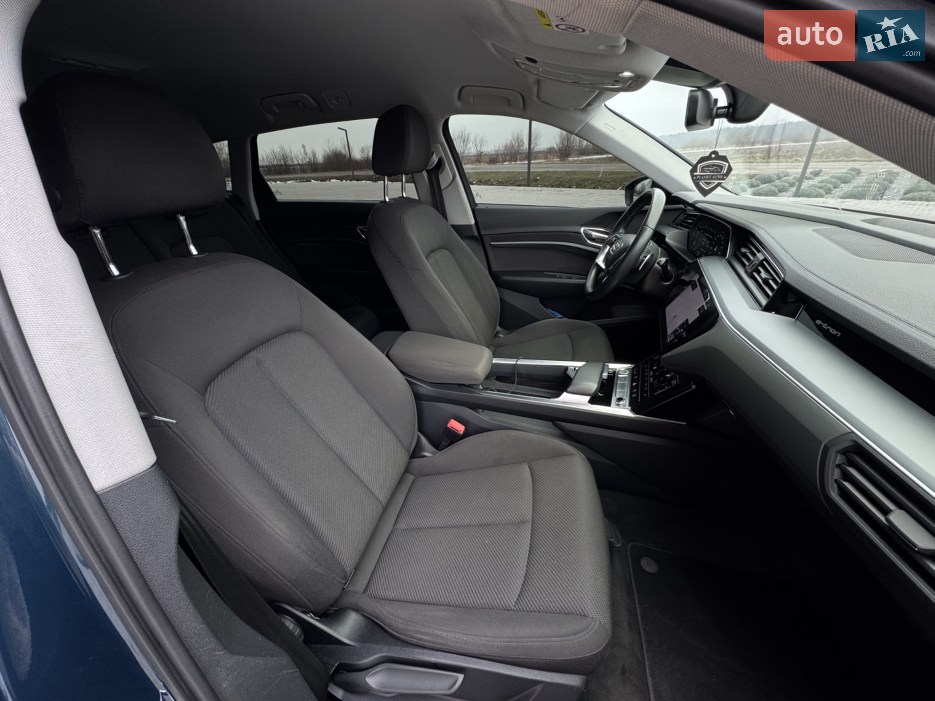 2019 Audi e-tron - мініатюра 9