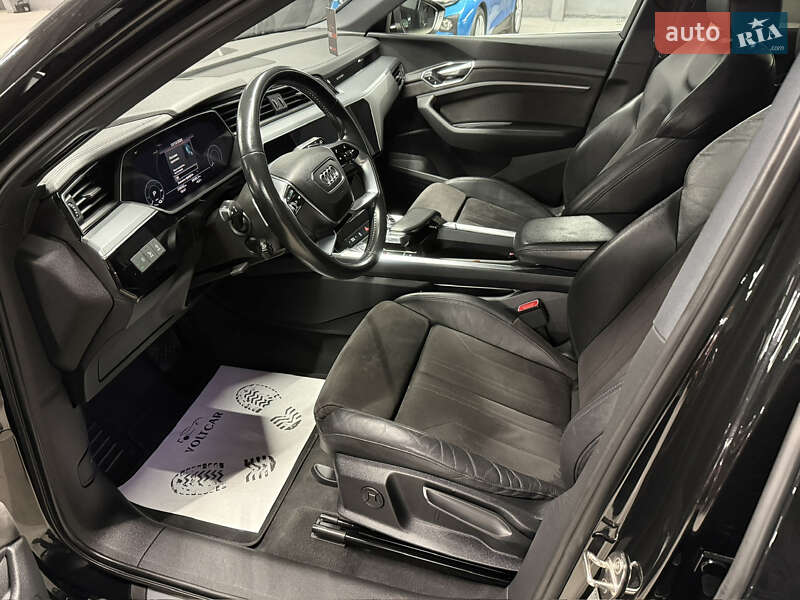 Внедорожник / Кроссовер Audi e-tron 2019 в Владимире фото 12 Внедорожник / Кроссовер Audi e-tron 2019 в Владимире