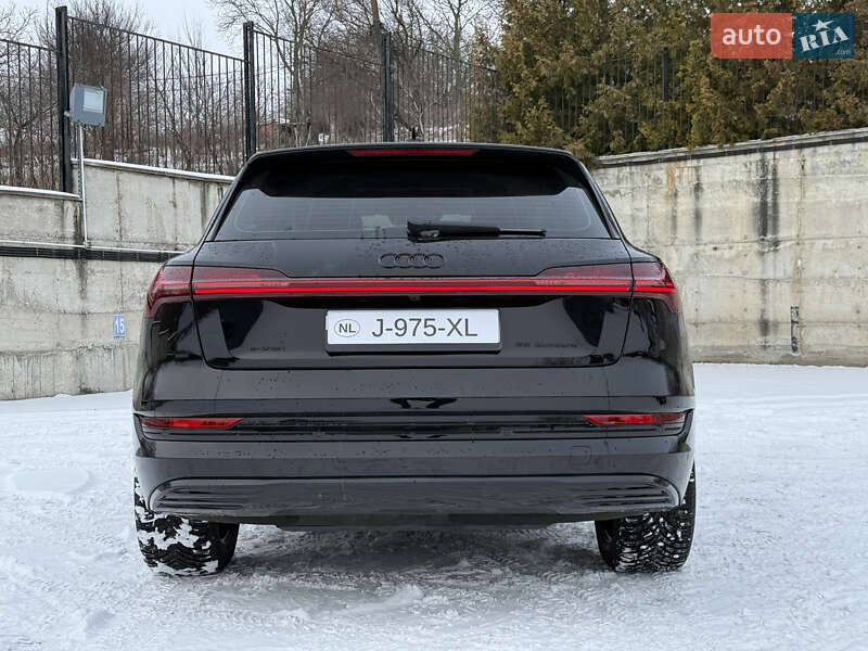 Внедорожник / Кроссовер Audi e-tron 2020 в Ровно