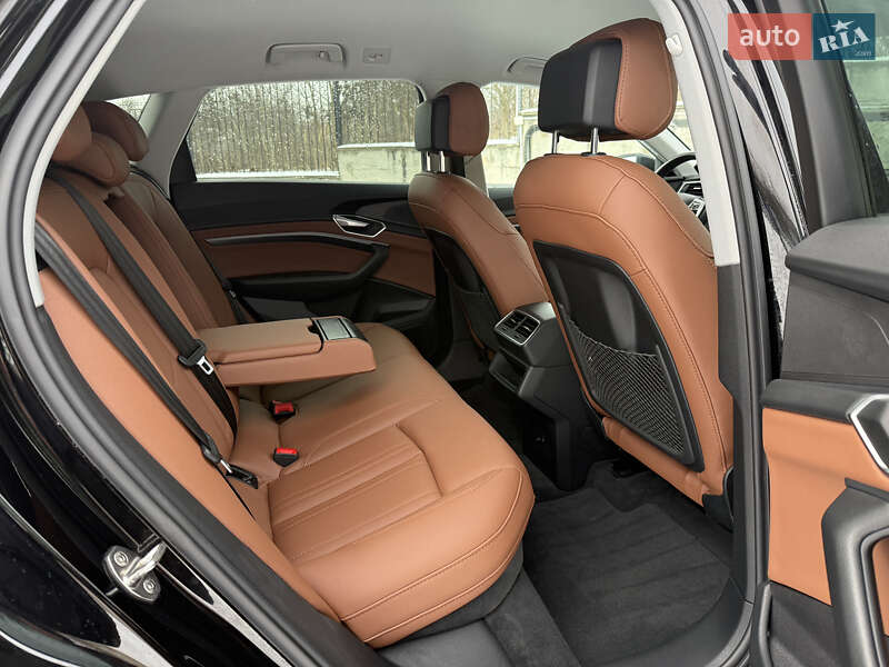 Внедорожник / Кроссовер Audi e-tron 2020 в Ровно