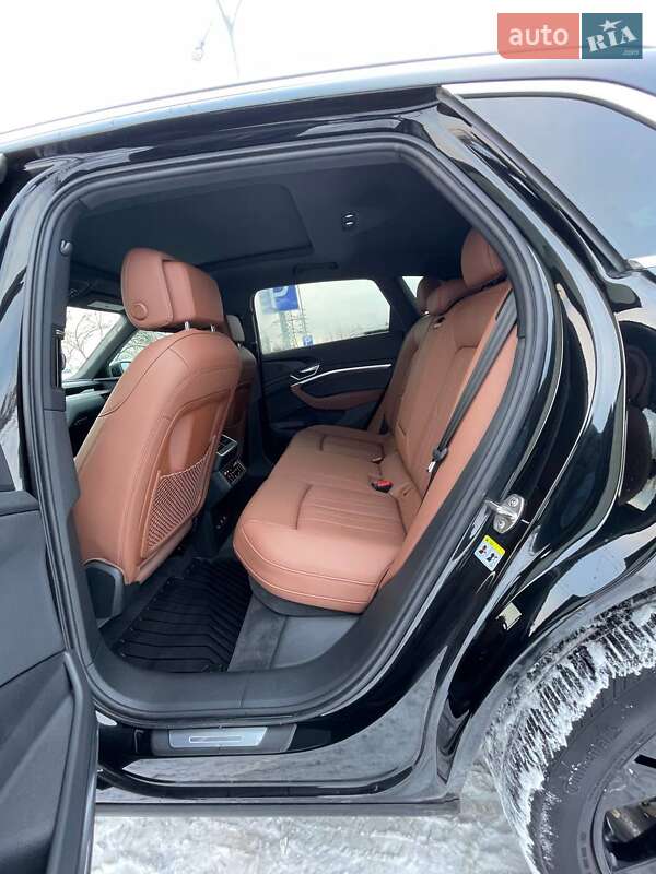 Внедорожник / Кроссовер Audi e-tron 2021 в Львове