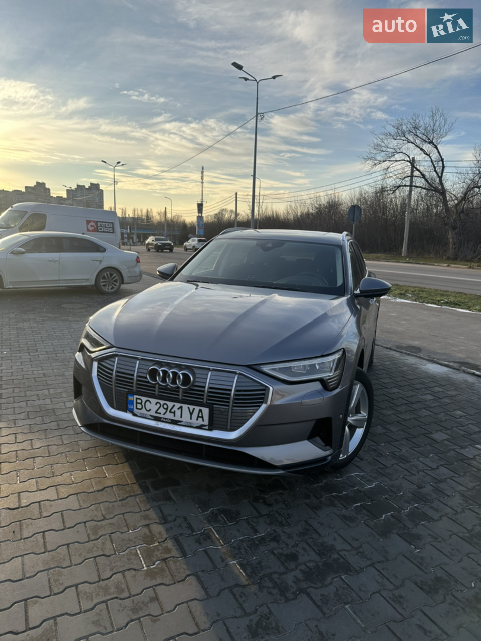 2020 Audi e-tron - мініатюра 15