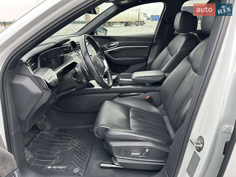 Внедорожник / Кроссовер Audi e-tron 2019 в Днепре
