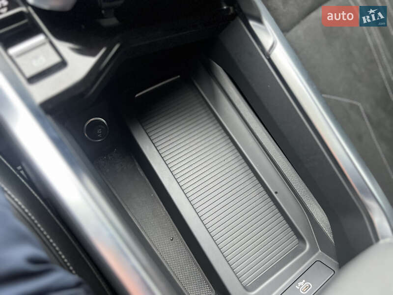 Внедорожник / Кроссовер Audi e-tron 2022 в Хмельницком