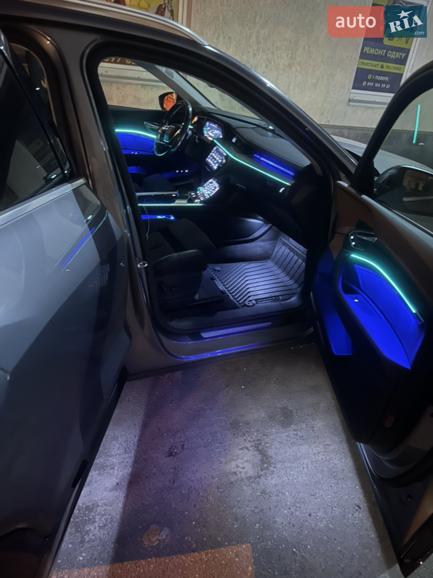 2019 Audi e-tron - мініатюра 18