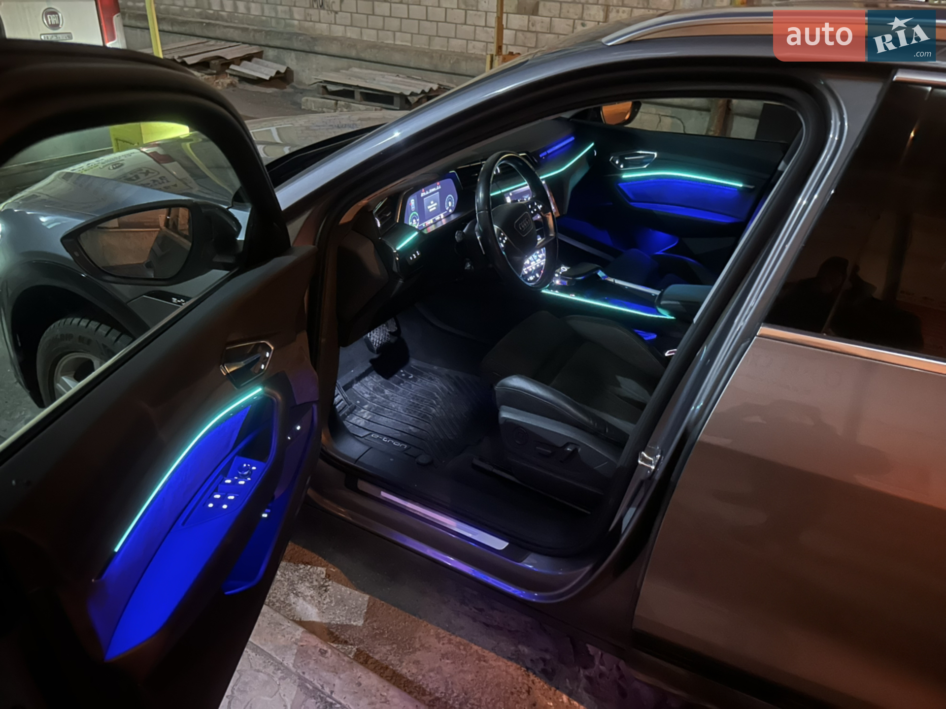 2019 Audi e-tron - мініатюра 19