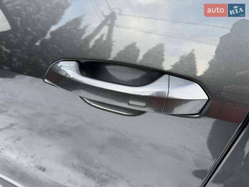 Внедорожник / Кроссовер Audi e-tron 2020 в Киеве