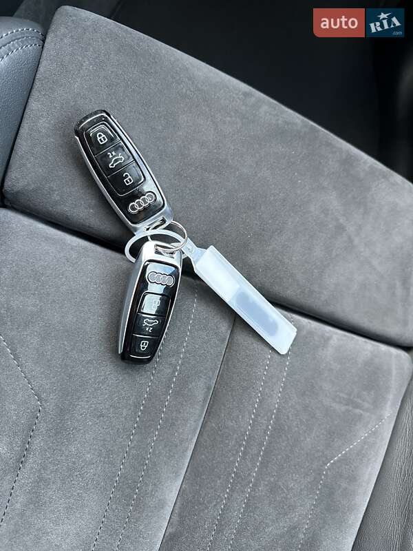 Внедорожник / Кроссовер Audi e-tron 2020 в Киеве