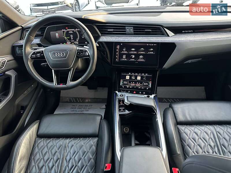Внедорожник / Кроссовер Audi e-tron 2021 в Львове