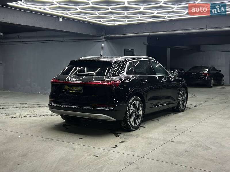 Внедорожник / Кроссовер Audi e-tron 2019 в Черновцах