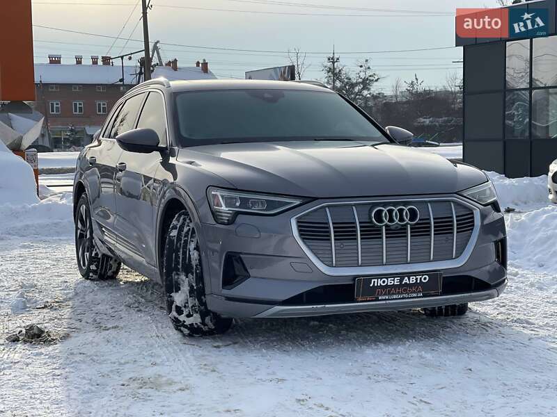 Внедорожник / Кроссовер Audi e-tron 2020 в Львове