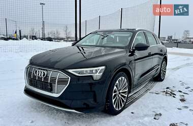 Позашляховик / Кросовер Audi e-tron 2020 в Мукачевому