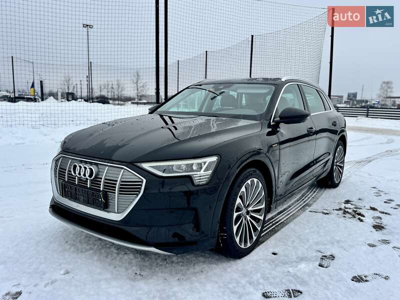 Внедорожник / Кроссовер Audi e-tron 2020 в Мукачево