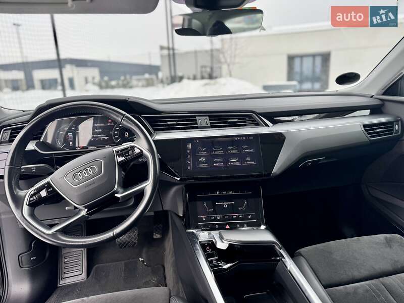 Внедорожник / Кроссовер Audi e-tron 2020 в Мукачево
