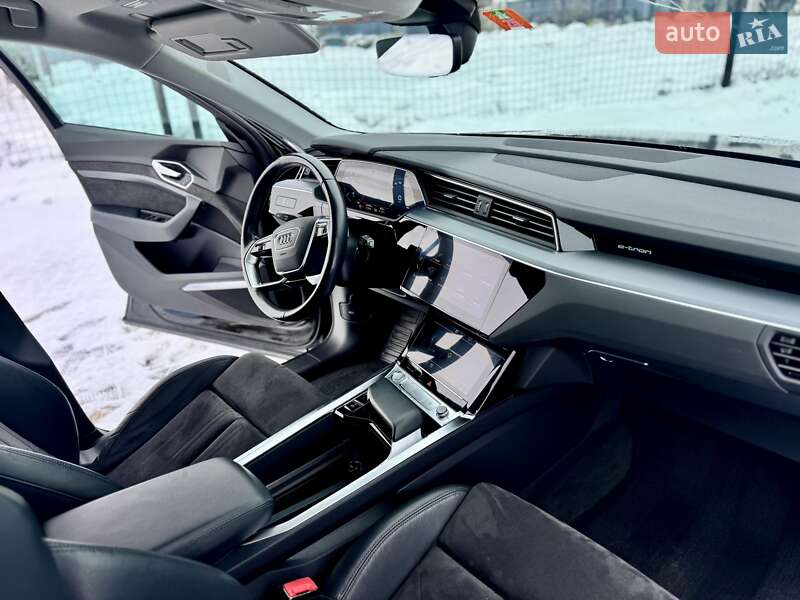 Внедорожник / Кроссовер Audi e-tron 2020 в Мукачево