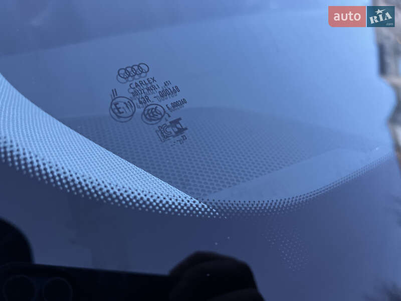 Позашляховик / Кросовер Audi e-tron 2022 в Хмельницькому