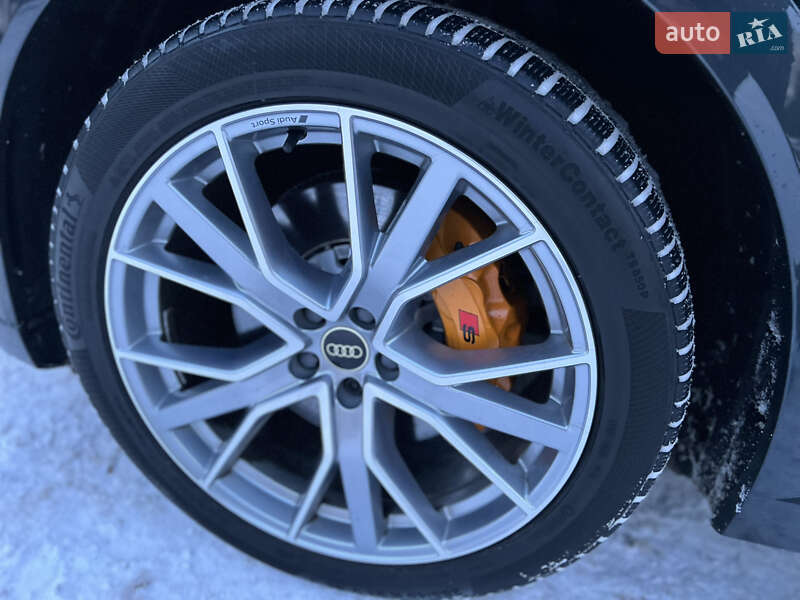 Позашляховик / Кросовер Audi e-tron 2022 в Хмельницькому