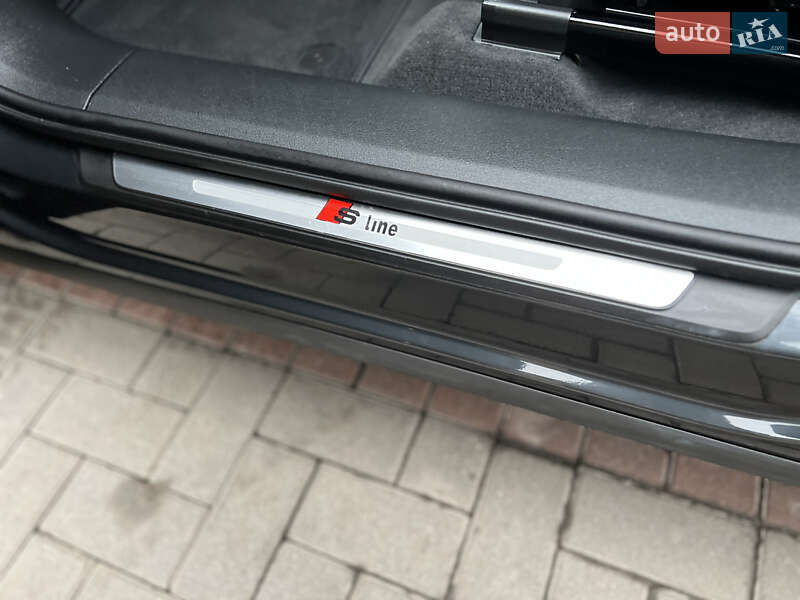 Позашляховик / Кросовер Audi e-tron 2022 в Хмельницькому