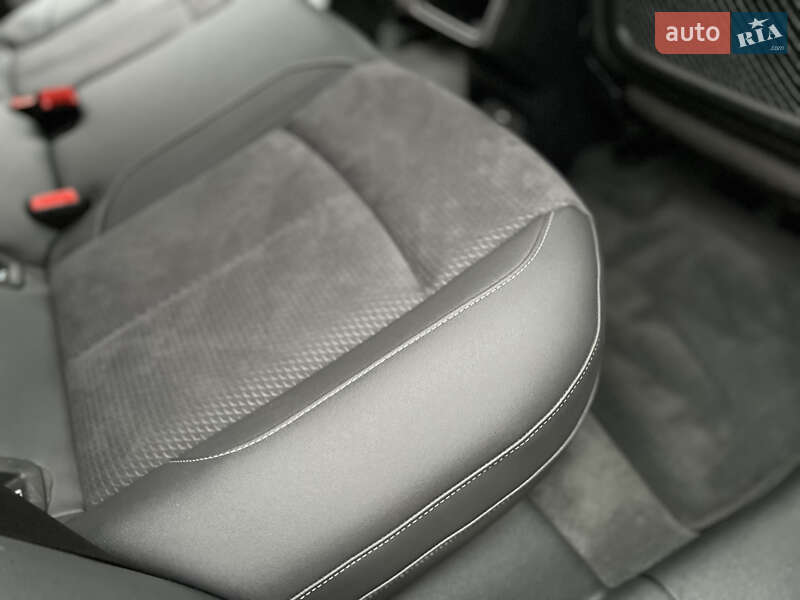 Позашляховик / Кросовер Audi e-tron 2022 в Хмельницькому