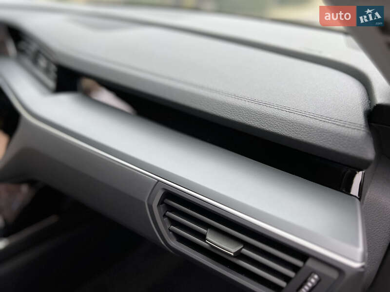 Позашляховик / Кросовер Audi e-tron 2022 в Хмельницькому