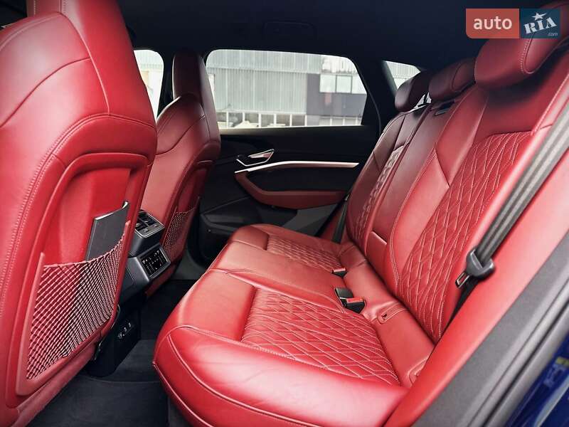 Внедорожник / Кроссовер Audi e-tron 2021 в Киеве