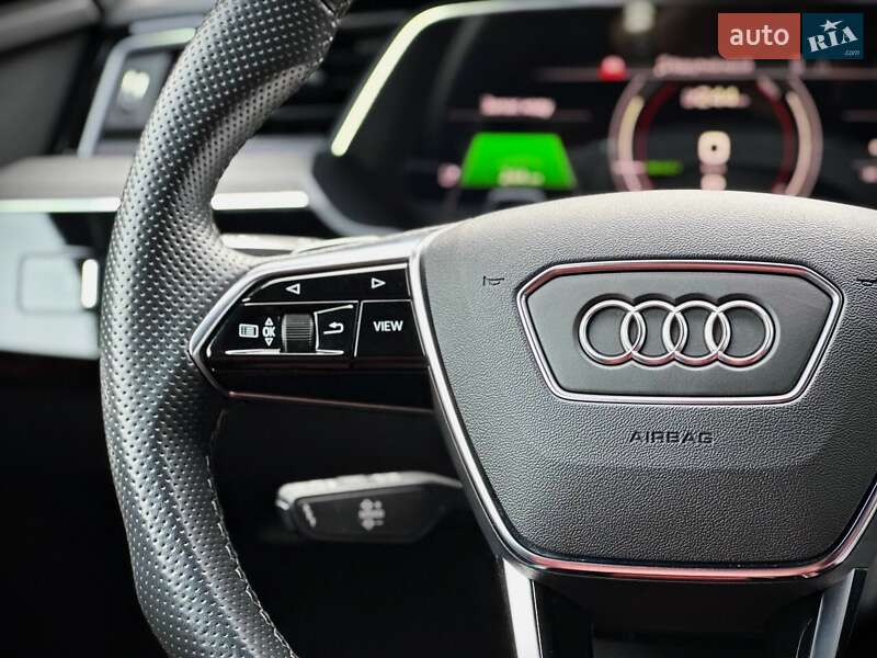 Внедорожник / Кроссовер Audi e-tron 2021 в Киеве