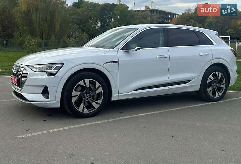 Внедорожник / Кроссовер Audi e-tron 2022 в Одессе