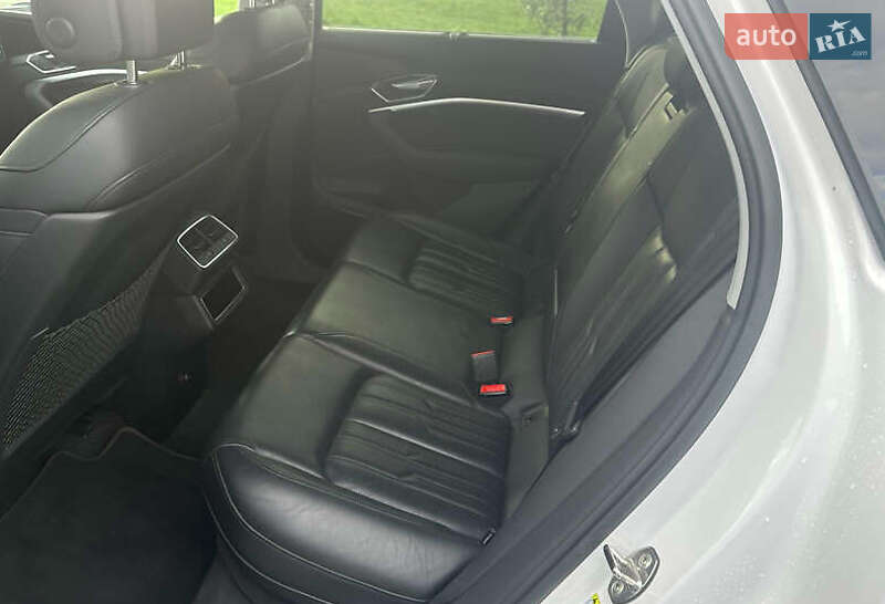 Внедорожник / Кроссовер Audi e-tron 2022 в Одессе