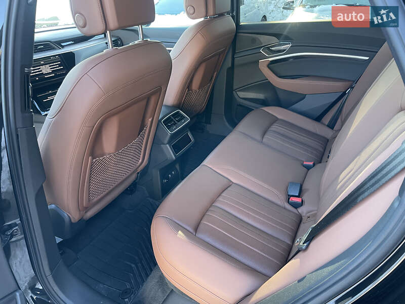 Внедорожник / Кроссовер Audi e-tron 2021 в Львове