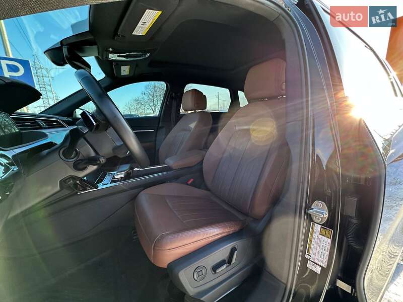 Внедорожник / Кроссовер Audi e-tron 2022 в Львове фото 21 Внедорожник / Кроссовер Audi e-tron 2022 в Львове
