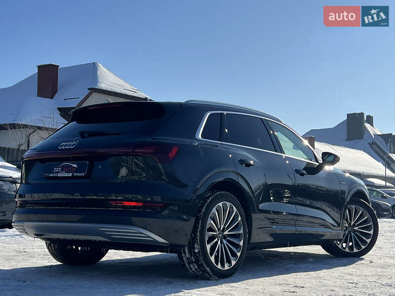 Внедорожник / Кроссовер Audi e-tron 2022 в Луцке