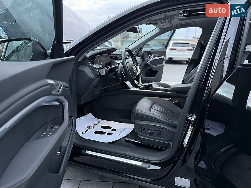 Позашляховик / Кросовер Audi e-tron 2021 в Львові