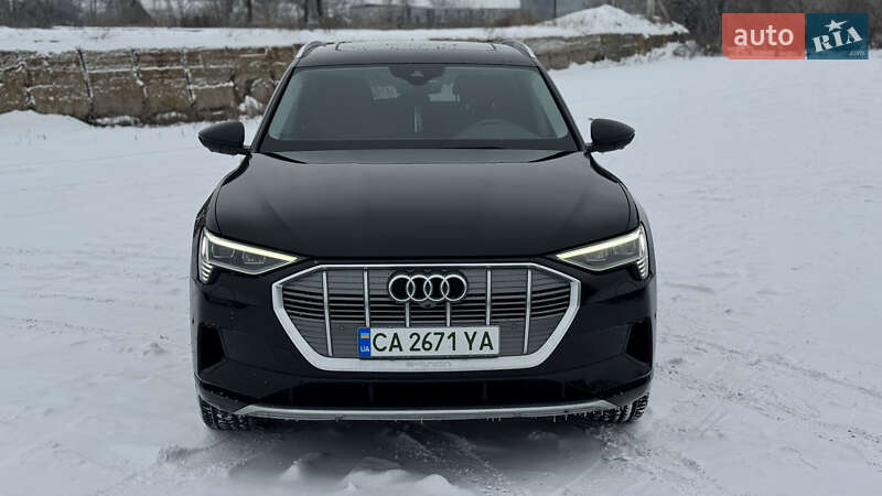 Позашляховик / Кросовер Audi e-tron 2019 в Умані фото 13 Позашляховик / Кросовер Audi e-tron 2019 в Умані