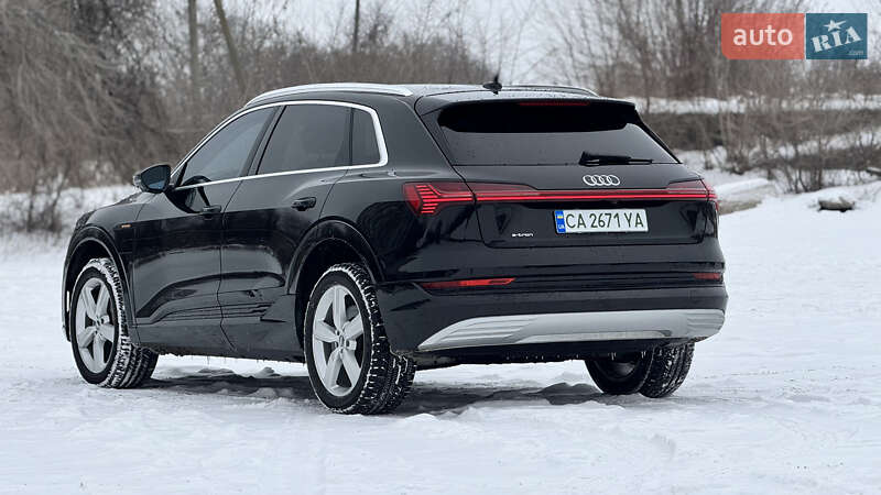 Позашляховик / Кросовер Audi e-tron 2019 в Умані фото 6 Позашляховик / Кросовер Audi e-tron 2019 в Умані