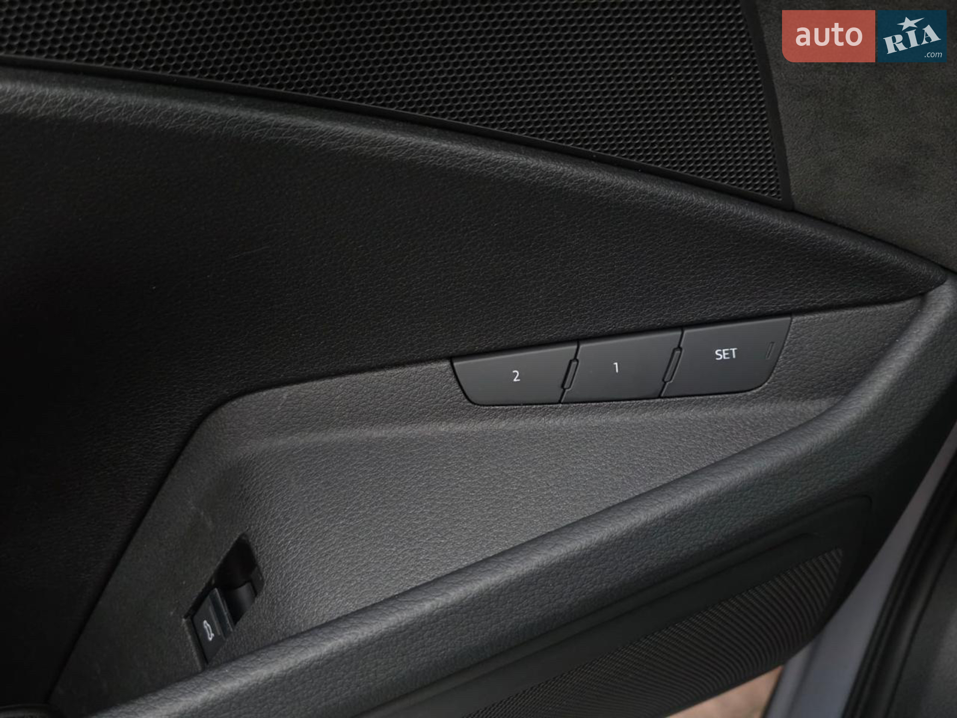 2020 Audi e-tron - мініатюра 42