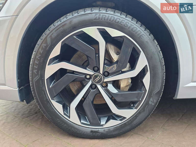 Внедорожник / Кроссовер Audi e-tron 2020 в Дрогобыче фото 32 Внедорожник / Кроссовер Audi e-tron 2020 в Дрогобыче