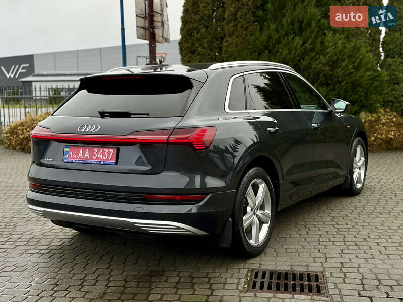 Позашляховик / Кросовер Audi e-tron 2019 в Львові фото 10 Позашляховик / Кросовер Audi e-tron 2019 в Львові