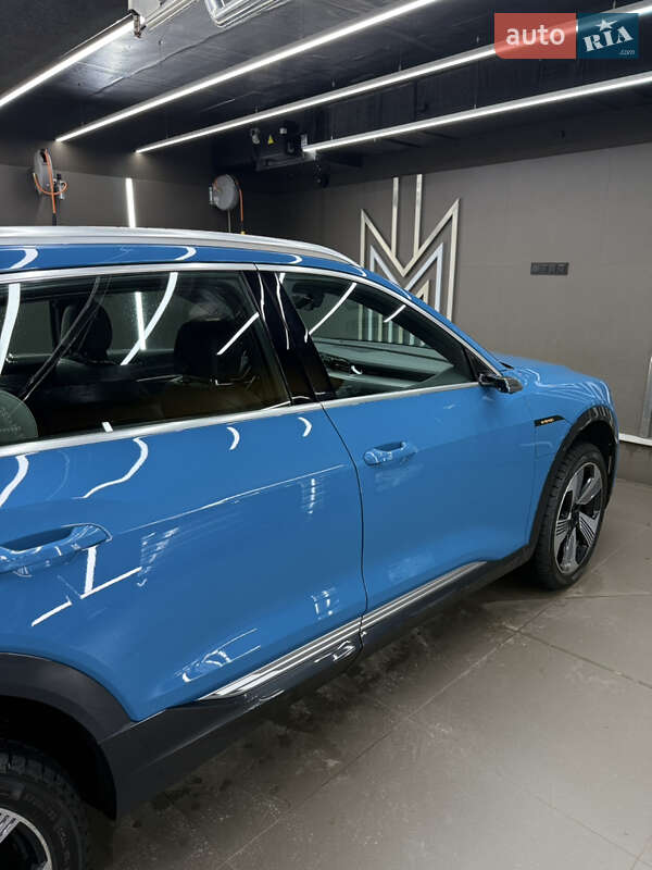 Внедорожник / Кроссовер Audi e-tron 2019 в Ужгороде фото 7 Внедорожник / Кроссовер Audi e-tron 2019 в Ужгороде