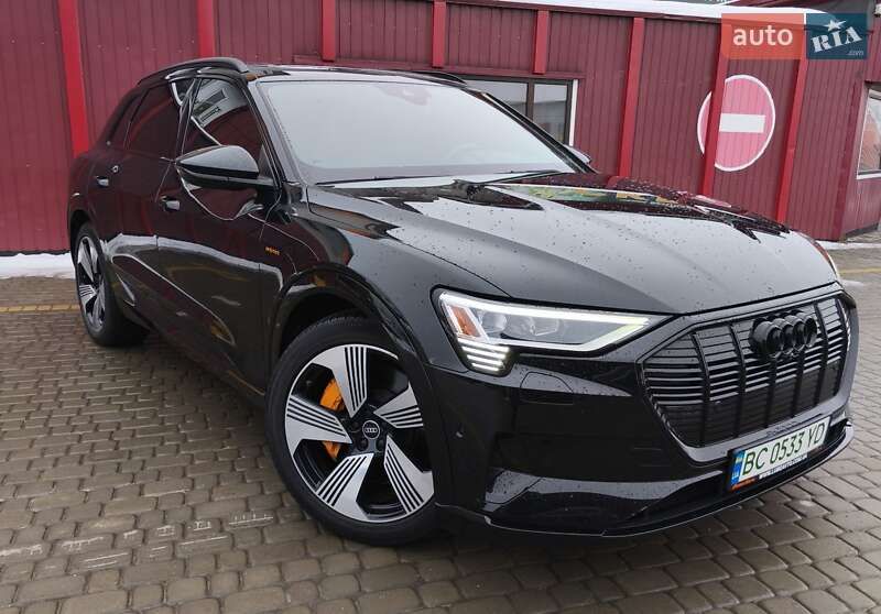 Audi e-tron 2021