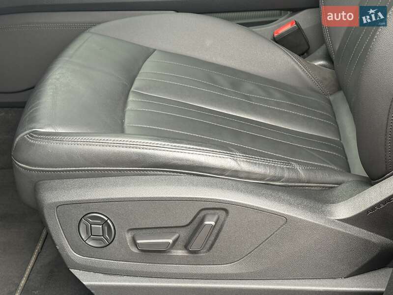 Внедорожник / Кроссовер Audi e-tron 2020 в Ровно