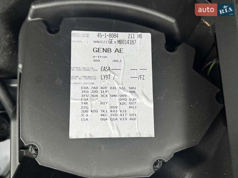 Внедорожник / Кроссовер Audi e-tron 2020 в Ровно