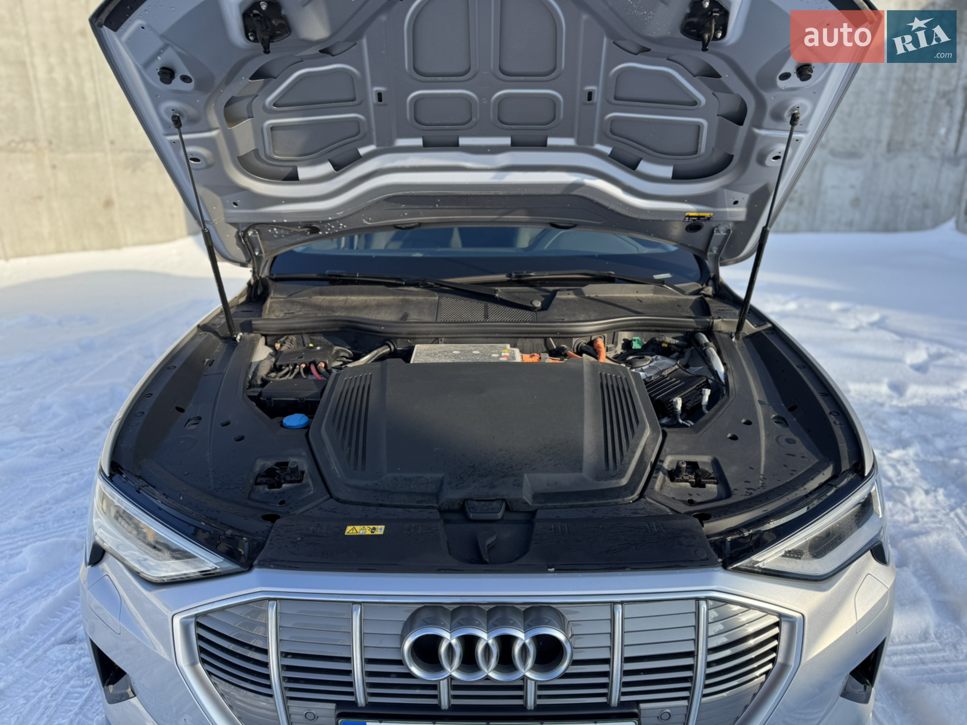 2021 Audi e-tron - мініатюра 118