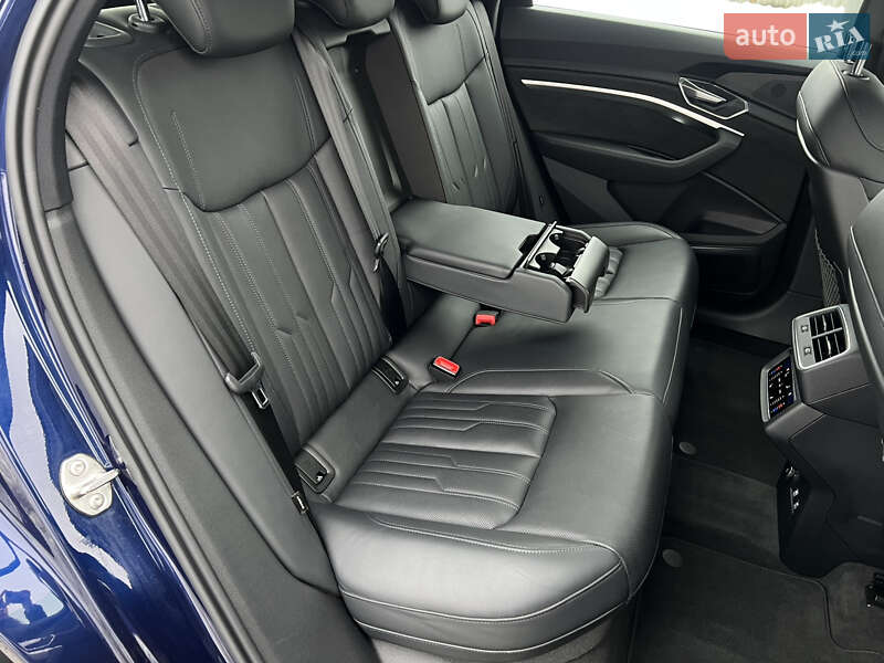 Внедорожник / Кроссовер Audi e-tron 2020 в Луцке фото 55 Внедорожник / Кроссовер Audi e-tron 2020 в Луцке