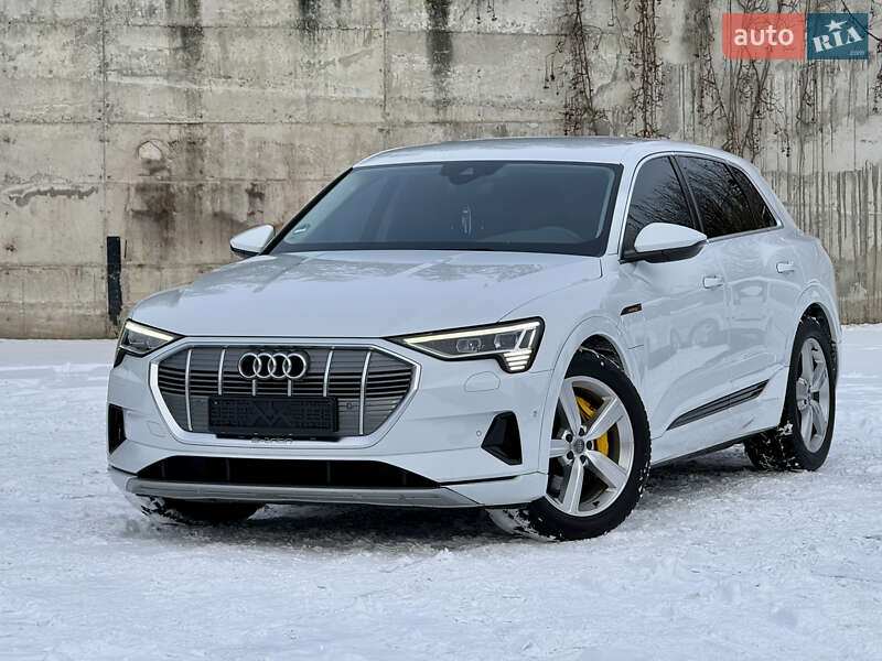 Внедорожник / Кроссовер Audi e-tron 2021 в Ровно