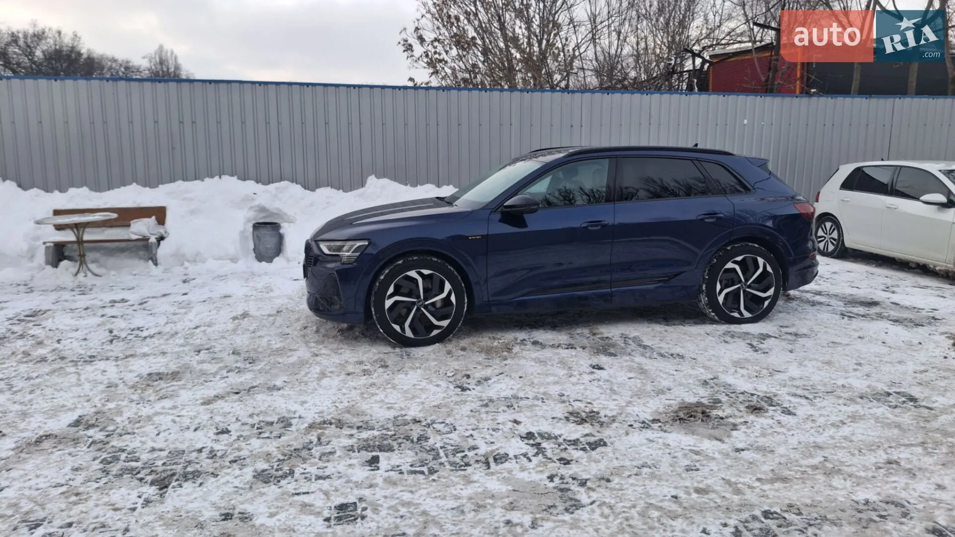 2021 Audi e-tron - мініатюра 27