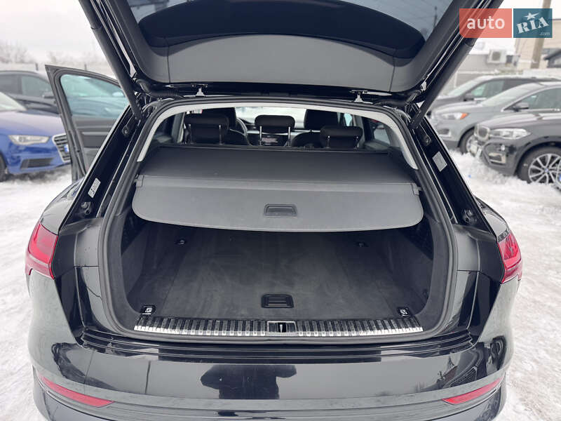 Внедорожник / Кроссовер Audi e-tron 2020 в Ивано-Франковске