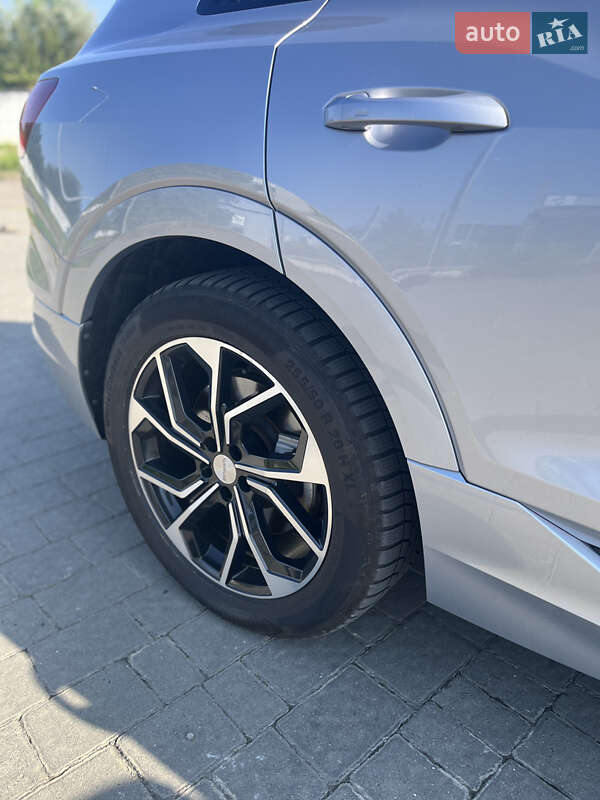 Позашляховик / Кросовер Audi e-tron 2022 в Львові фото 49 Позашляховик / Кросовер Audi e-tron 2022 в Львові