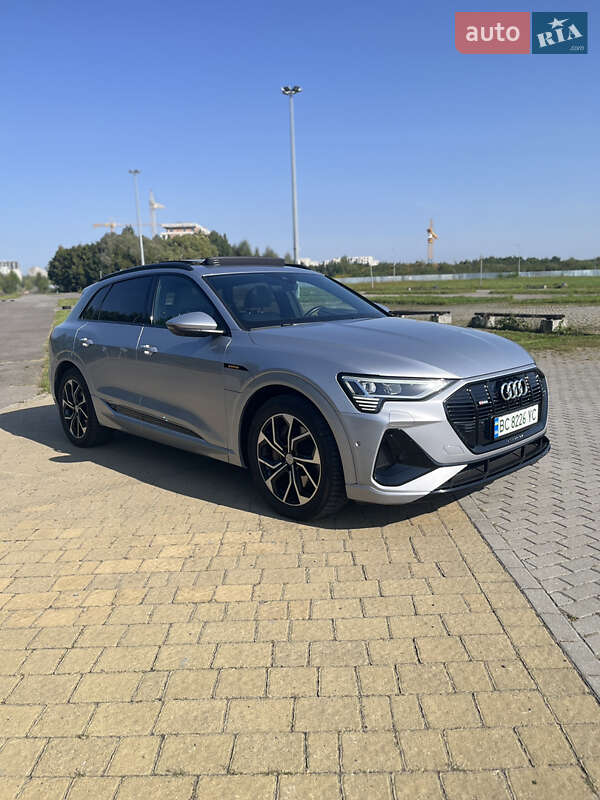 Позашляховик / Кросовер Audi e-tron 2022 в Львові фото 10 Позашляховик / Кросовер Audi e-tron 2022 в Львові